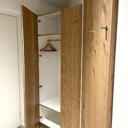Apartmenthaus Anna Mit Self-check-in Und 24h Support Lejlighedshotel 3*